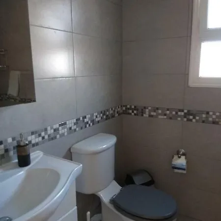 Apartament Melania Garden H Chloraka
